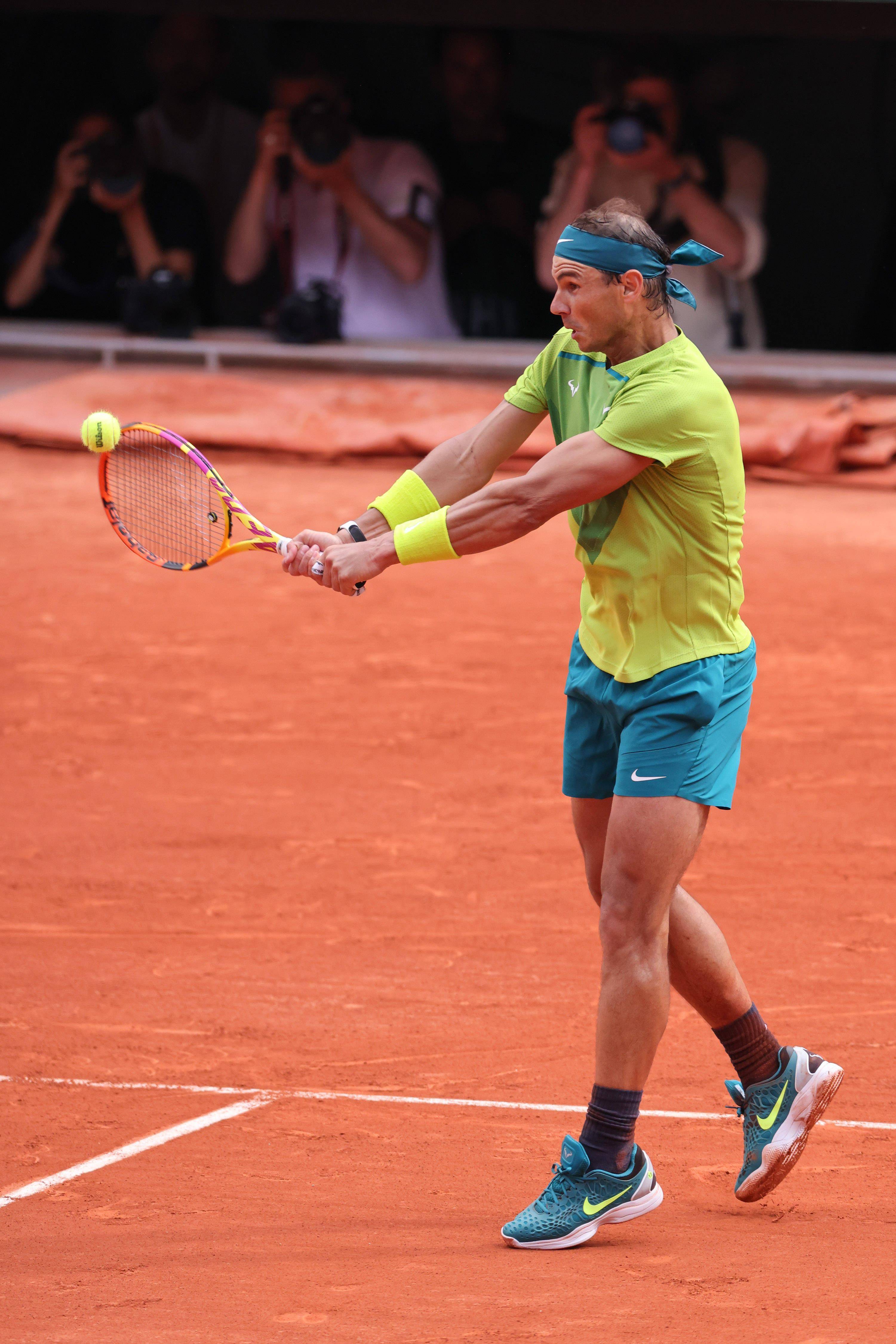 意大利网球队险胜日本网球队，纳达尔关键制胜