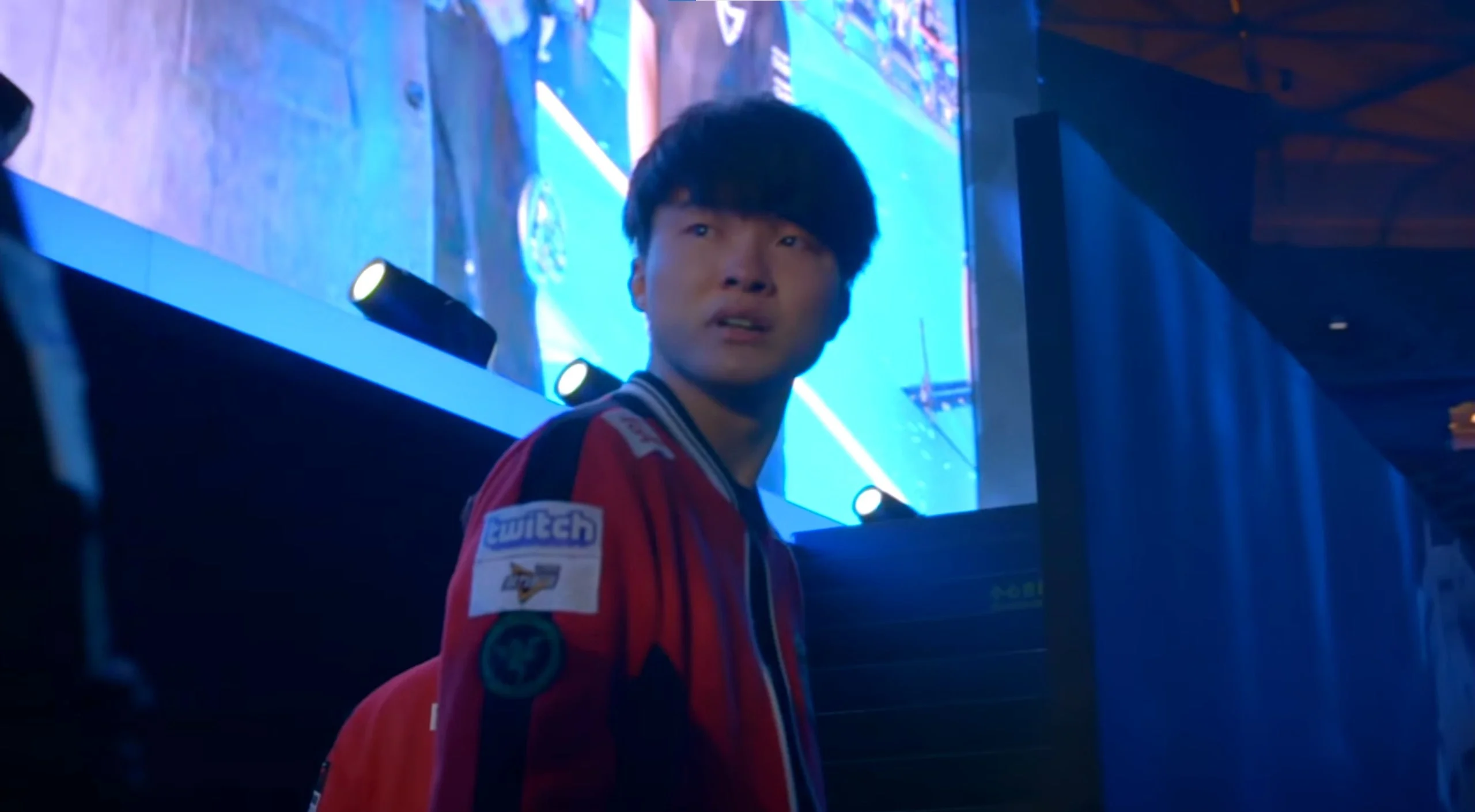 BLG逆转TSM，Faker完成帽子戏法