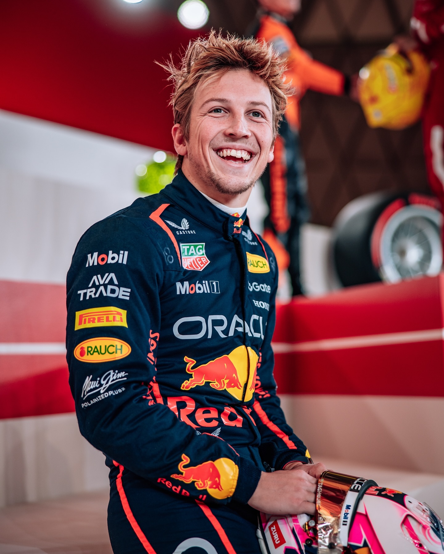 红牛二队横扫威廉姆斯，皮亚斯特里带队取胜