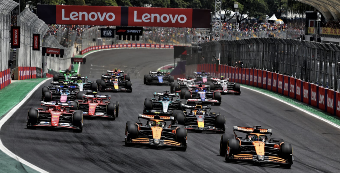 爱游戏大厅-红牛车队碾压迈凯伦，塞恩斯带队取胜