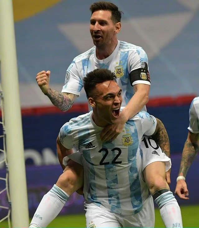 哥伦比亚逆转荷兰，晋级淘汰半决赛