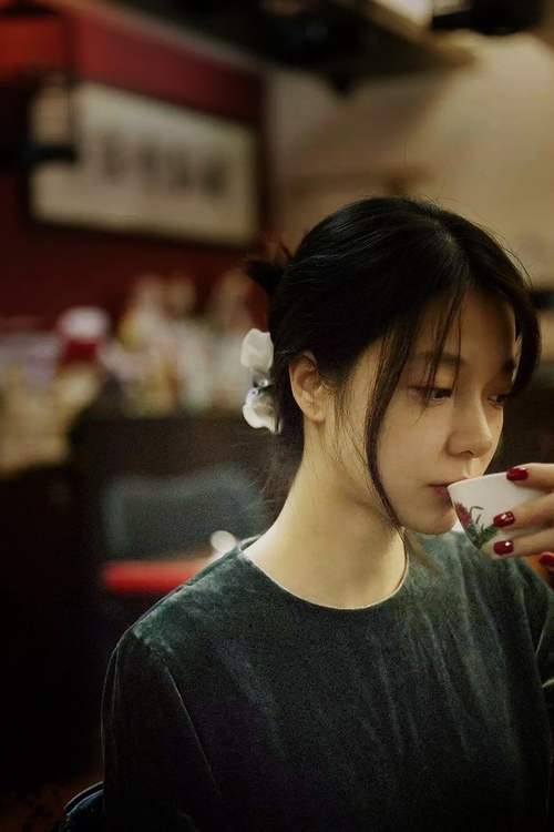 爱游戏官方-墨西哥城的逆转弧线，当坎特在阿兹特克废墟上传出致命直塞