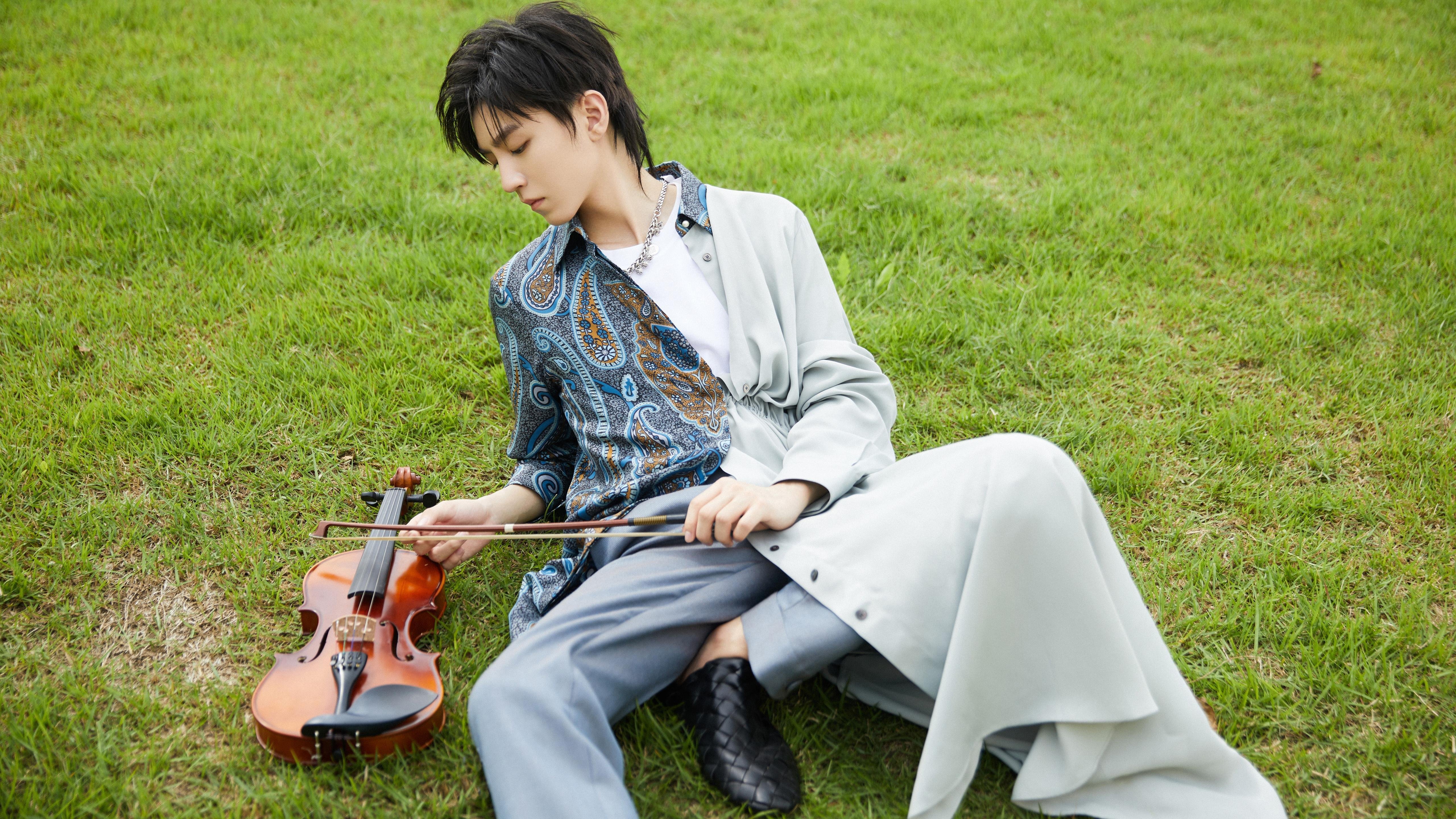 破茧成蝶！三记重锤击碎雷霆，小贾伦化身休城真核