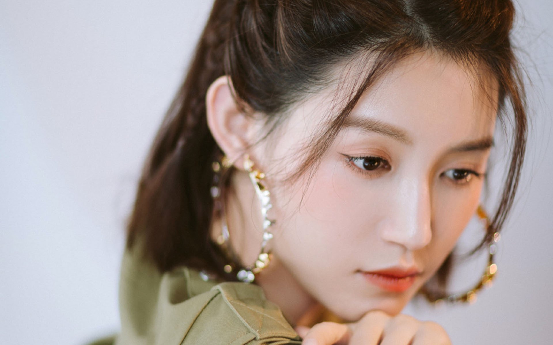 爱游戏官方-跨越赛场，贝蒂斯逆袭与奥纳纳接管—英雄如何定义关键时刻